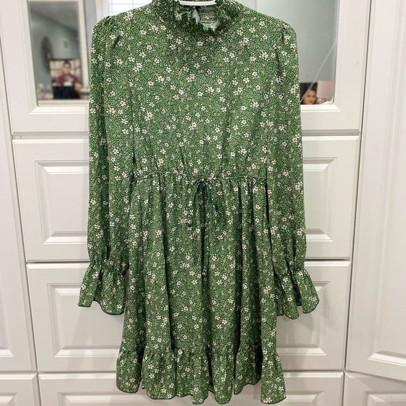 Green Floral Dress - Picture 1 of 3